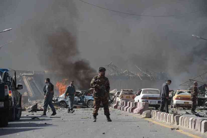 पाकिस्तानमा आत्मघाती बम विस्फोट