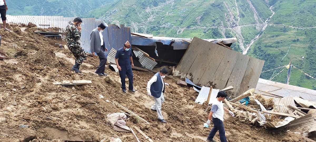 सिन्धुपाल्चोक पहिरो : चार जनाको शव फेला, ३८ जना बेपत्ता