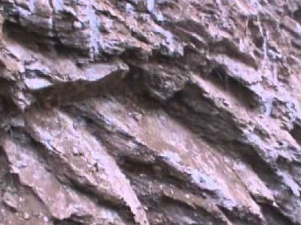 रोल्पा सिमेन्ट उद्योगले चुनढुङ्गा बेच्न थाल्यो