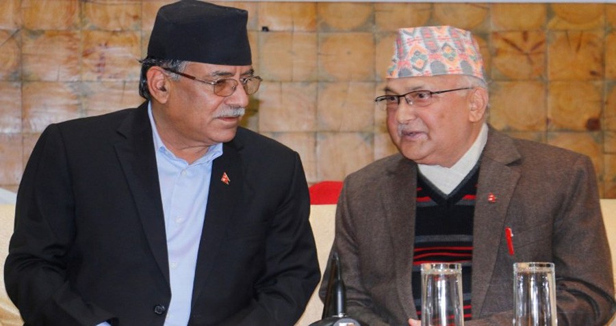 नेकपाका दुई अध्यक्षबीच बालुवाटारमा छलफल जारी