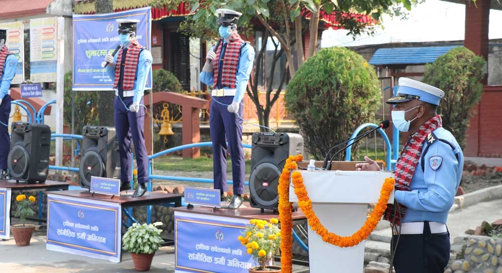 उपत्यकामा ट्राफिक प्रहरीको ‘सांगीतिक डमी अभियान’ सुरु