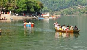 डुंगा सञ्चालनमा आएपछि पोखरामा पर्यटकको चहलपहल सुरु