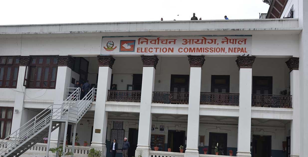 आयोगले थाल्यो मतदाता नामावली अद्यावधिकदेखि निर्वाचन कार्यतालिकासम्मको काम