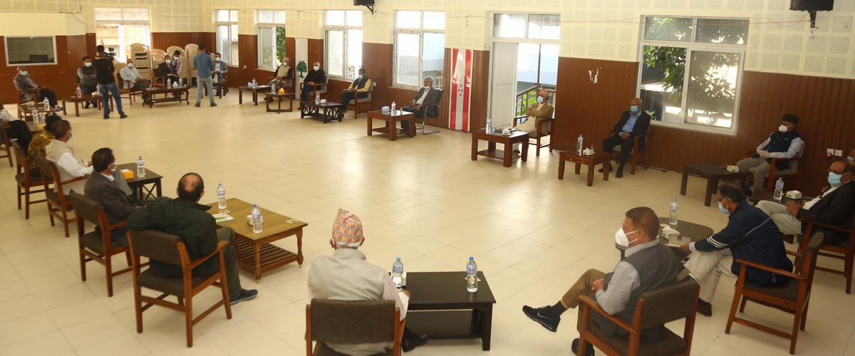 कांग्रेस केन्द्रीय समिति बैठक बस्दै, सडक संघर्षमा जान पौडेल पक्षको दबाब