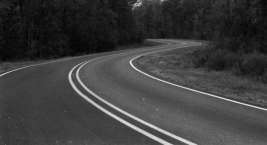 केन्द्रदेखि प्रदेश राजधानीसम्म पक्की सडक निर्माण