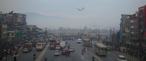 वायु प्रदूषणको प्रभाव : आँखाका बिरामी बढे, घर बाहिर निस्कँदा सावधानी अपनाउन आग्रह