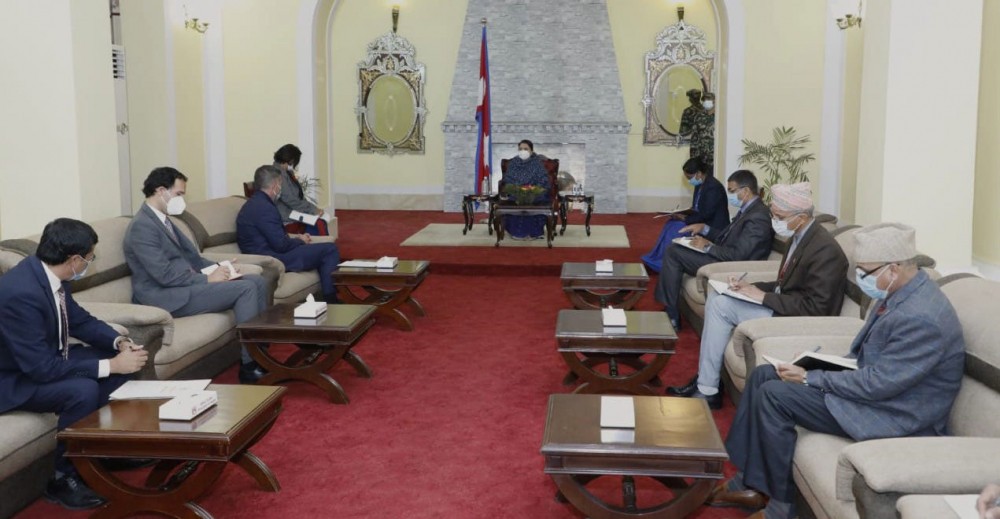 अमेरिकी राजदूत बेरी र राष्ट्रपति भण्डारीवीच भेटवार्ता