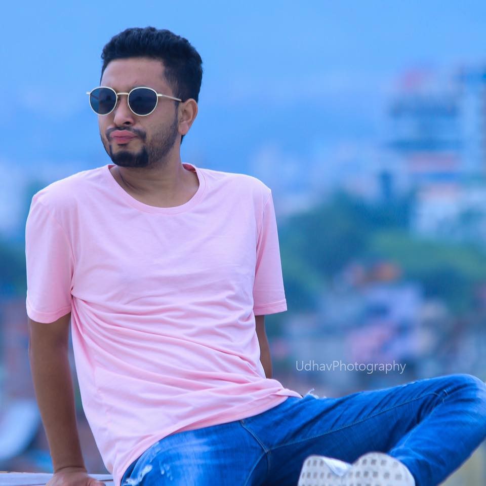 रंग पत्रकार उत्सवले पाए माफी