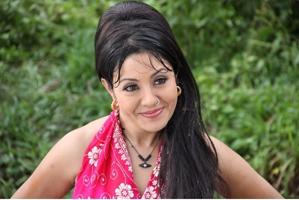 करिश्माको क्रेज उस्तै, आज जन्मदिन