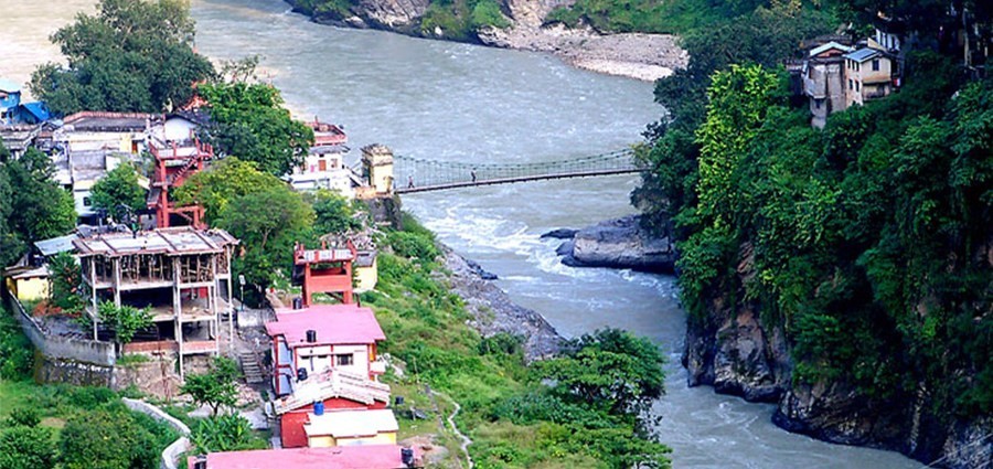 बैतडीको झुलाघाट नाका १० महिनापछि नियमित सञ्चालनमा