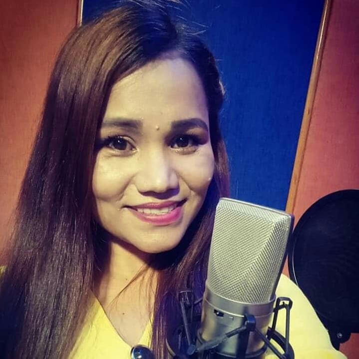 गायीका टीका प्रसाईको ‘फूल फुल्यो केसरी’ सार्वजनिक