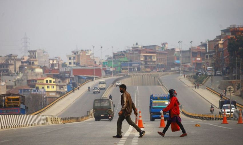 उपत्यकामा निषेधाज्ञा उल्लंघन गर्दै विनाकाम सडकमा निस्कने १५ सय जना हाल्डिङ जोनमा