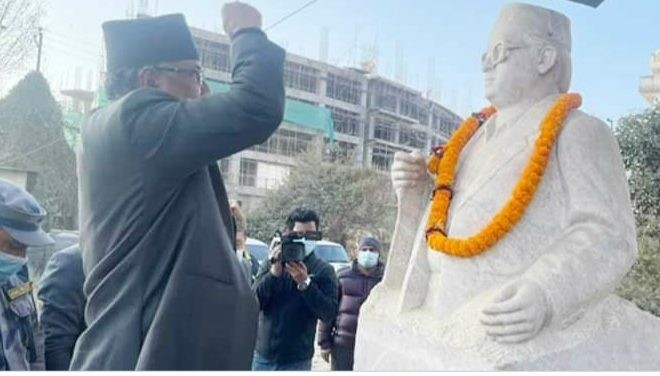 आज २८ औं मदन–आश्रित स्मृति दिवस मनाउँदै, एमाले नेताहरूले गरे मदन भण्डारीको शालिकमा माल्यार्पण