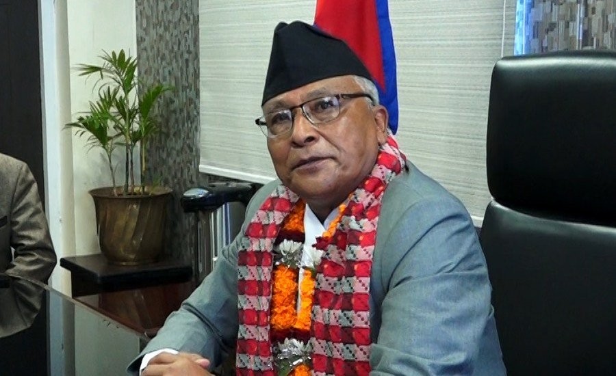 बाढी पीडितलाई खोपको पहिलो प्राथमिकतामा राखिएको छ : स्वास्थ्यमन्त्री श्रेष्ठ