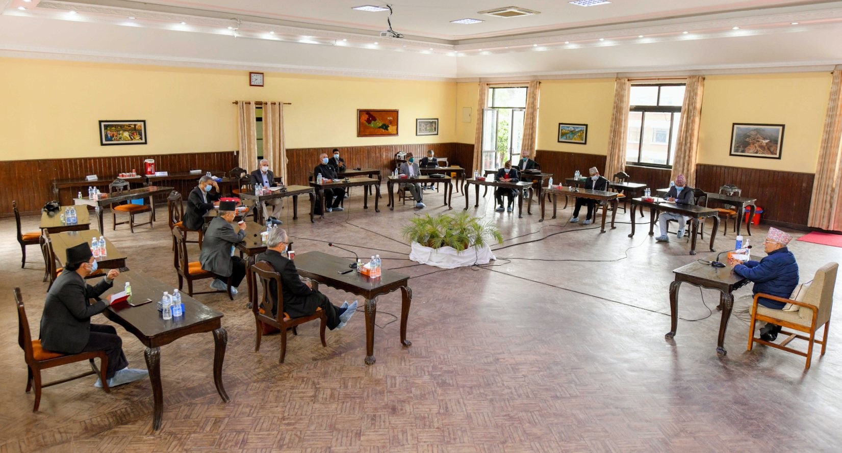 यस्तो  निर्णय गर्दै एमाले स्थायी कमिटी बैठक सकियो