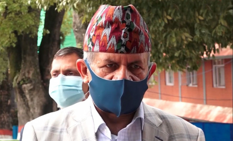 ओलीलाई भेटेर फर्किएका प्रदीप ज्ञवालीले भने– नेतृत्व चयनको विषय लगभग टुंगियो, अब सबै मिल्ला