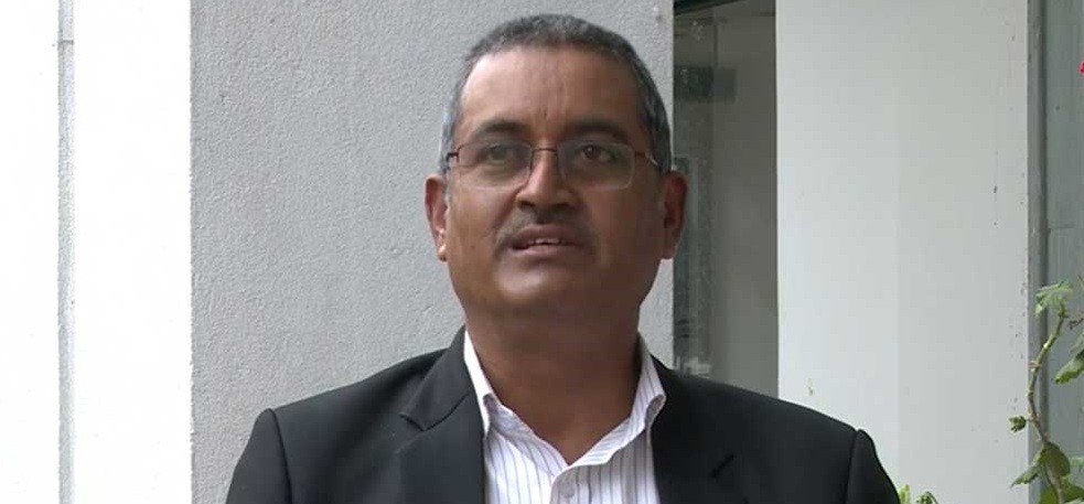 संसद विघटनविरुद्धको रिटमा विपक्षीबाट बहस सुरु