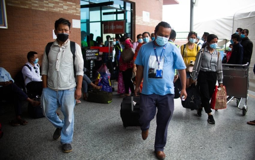 आन्तरिक तर्फका नियमित उडान आजबाट संचालनमा,विमानस्थलमा यात्रुको भीड