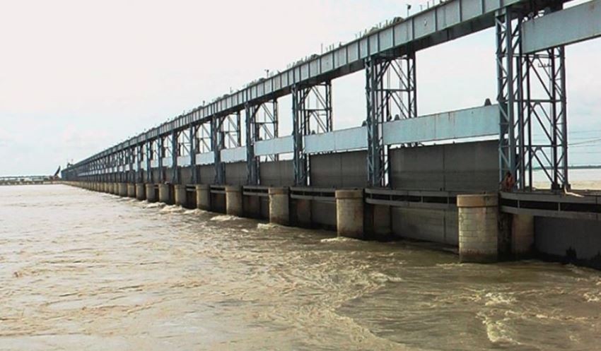 नदीमा बहाव बढ्दो : कोशी, नारायणी र कमला नदी खतराको तहमाथि