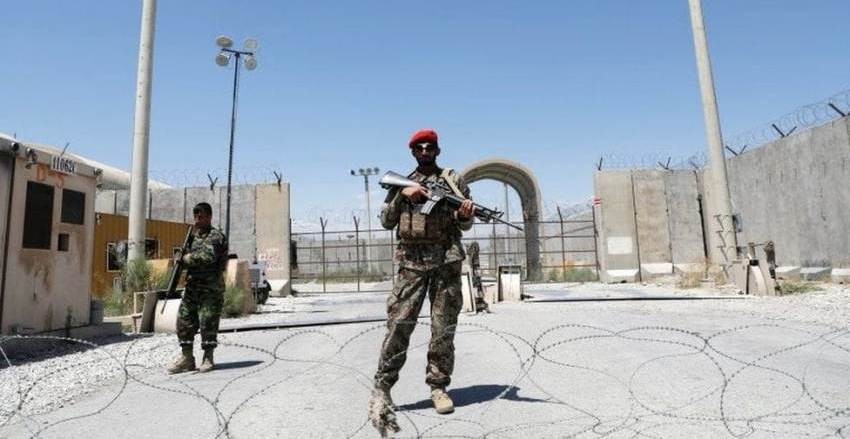 अफगानिस्तानमा रहेको हवाई सैन्य अड्डाबाट अमेरिकी तथा नेटो सैनिक फिर्ता