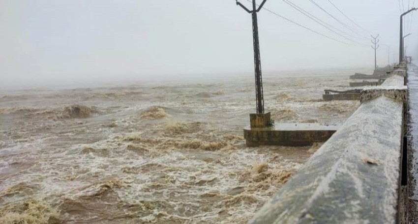 कोशी व्यारेजका ३० वटा ढोका खोलियो