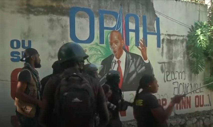 जोभनेल मोइसीको हत्यामा संलग्न भएको आशङ्कामा चार व्यक्तिको गोली हानी हत्या