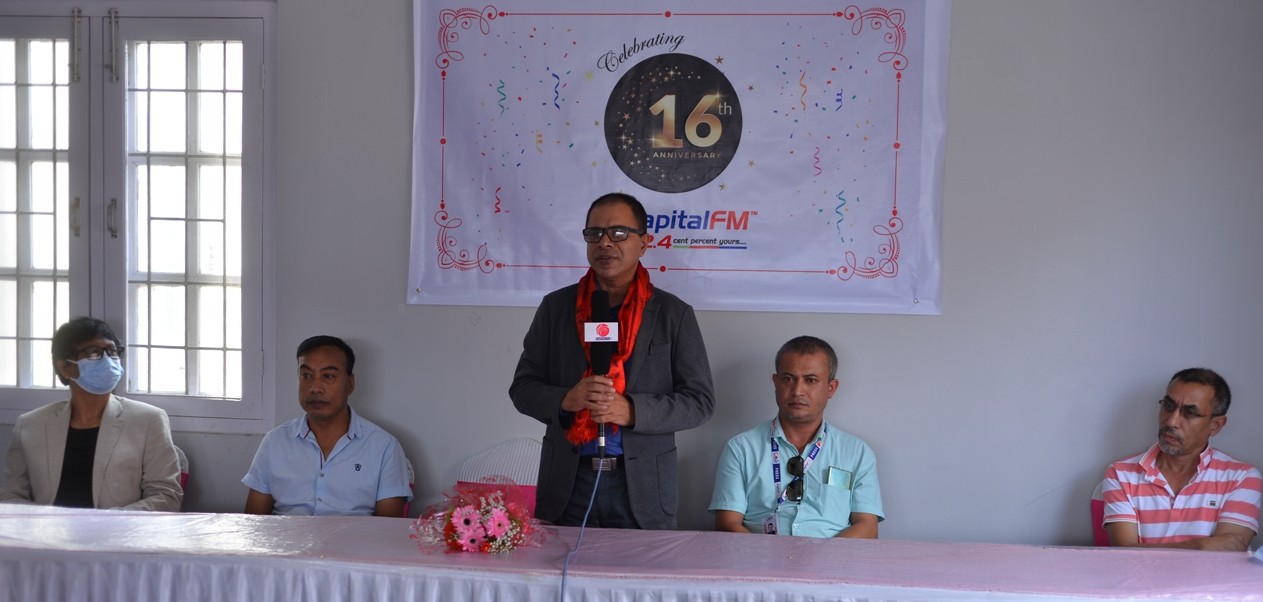 एफ.एम.रेडियोको अस्तित्व संकटमा