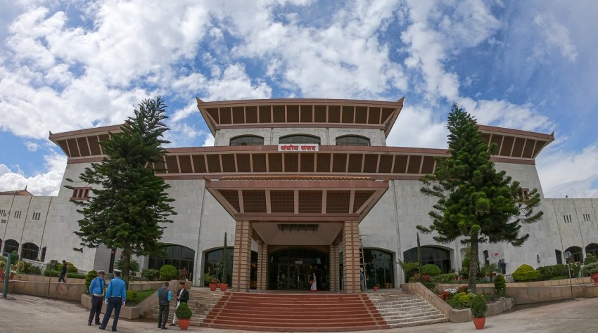 संसद बैठक साउन ३ गते बोलाउन सर्वोच्चको आदेश