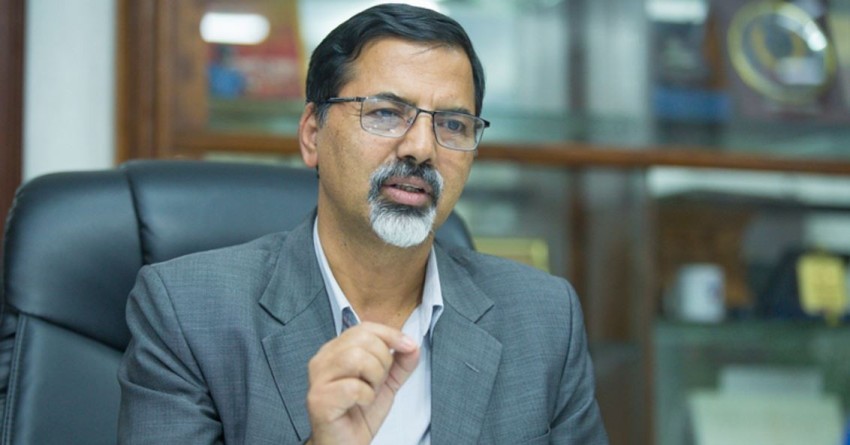 शेयर बजारका समस्या समाधान गर्न धितोपत्र बोर्डका नवनियुक्त प्रमुखसँग अर्थमन्त्रीको छलफल