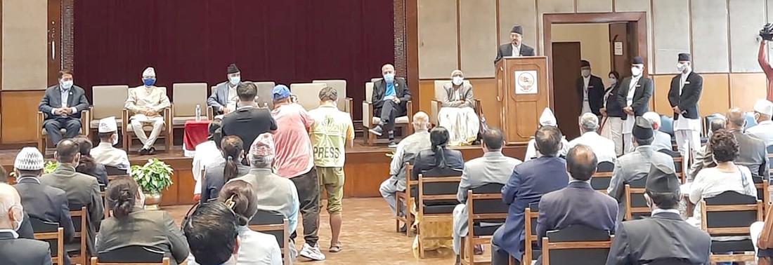 कांग्रेस संसदीय दलको बैठक: देउवालाई विश्वासको मत दिन सबै दललाई अपिल