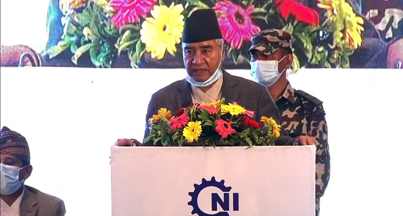 कोरोनाविरुद्धको लडाईंमा साथ दिन उद्योगी व्यवसायीलाई प्रधानमन्त्रीको आग्रह