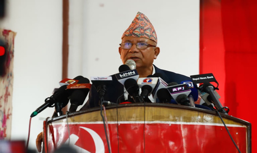 ओलीप्रति माधव नेपालको कटाक्ष-वादशाहलाई घोडाबाट झारियो तर अहंकार उस्तै