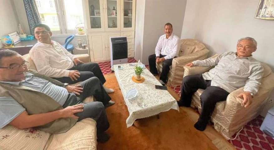 विप्लव र बादलबीच भेटवार्ता