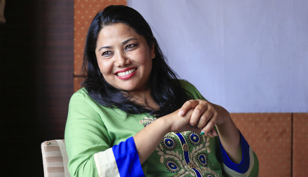 आवास निर्माणको प्रस्ताव लिएर मन्त्री रामकुमारी झाँक्री राउटे बस्तीमा