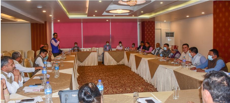 तोकिएको मितिमा निर्वाचन गर्न पौडेल पक्षका जिल्ला सभापतिहरुको माग