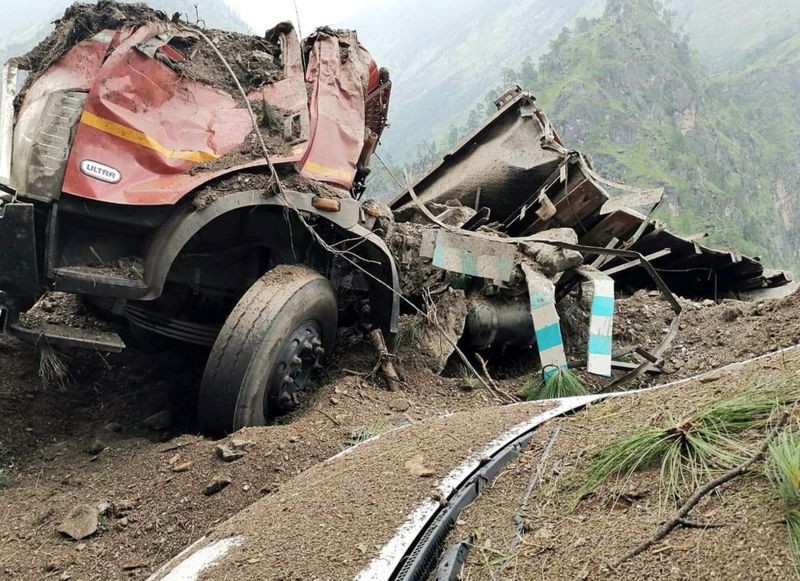 भारतको हिमाञ्चल प्रदेशमा पहिरो : १० जनाको मृत्यु, अन्य १४ जना घाइते
