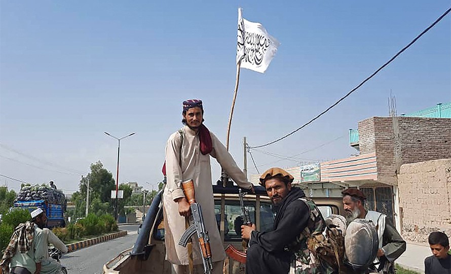 अफगान राष्ट्रपति कार्यालय पनि तालिबानको कब्जामा, ‘इस्लामिक एमिरेट’ घोषणाको तयारी