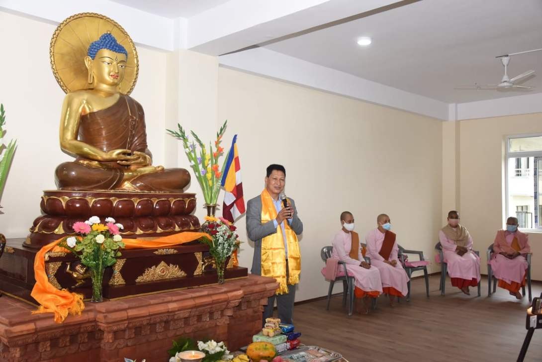 बौद्ध भावना केन्द्रमा बुद्ध प्रतिमा अनावरण