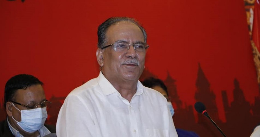 बीचैमा छाडेर हिँड्न मन छैनः प्रचण्ड