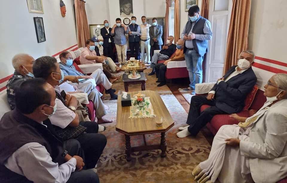 महाधिवेशनका लागि एकजुट भएर लाग्ने पौडेल पक्षको निष्कर्ष