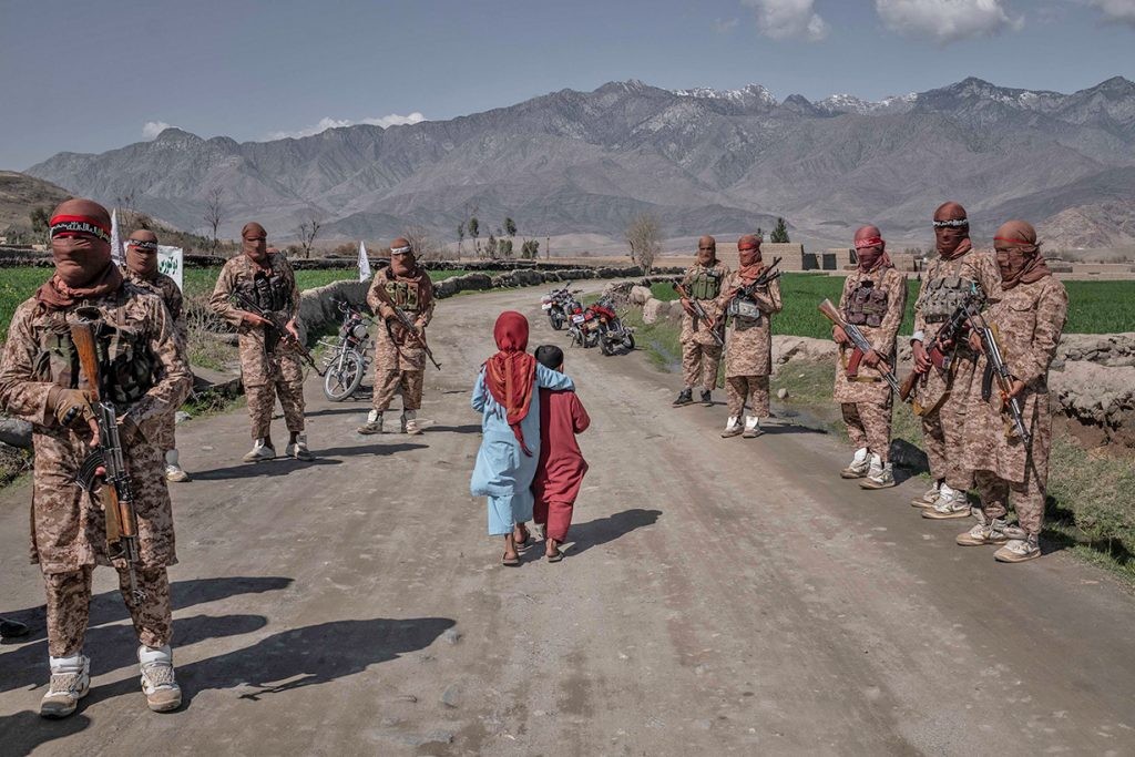 अफगानिस्तानमा आर्थिक संकट गहिरिंदै