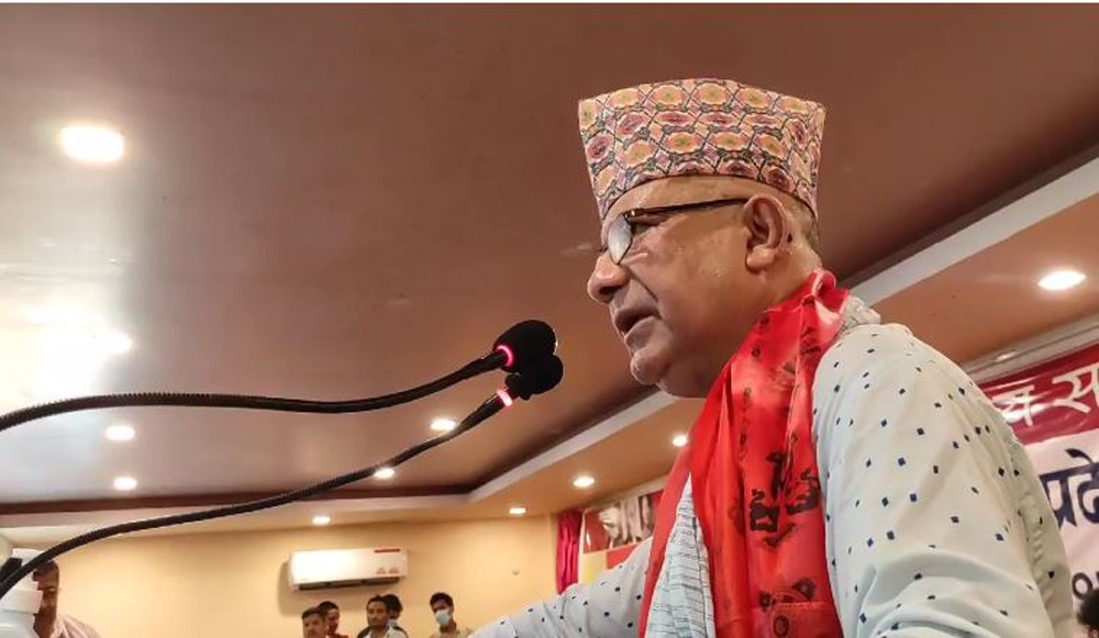 नेकपा एमाले इतिहासको विषय बन्दैछ : माधव नेपाल