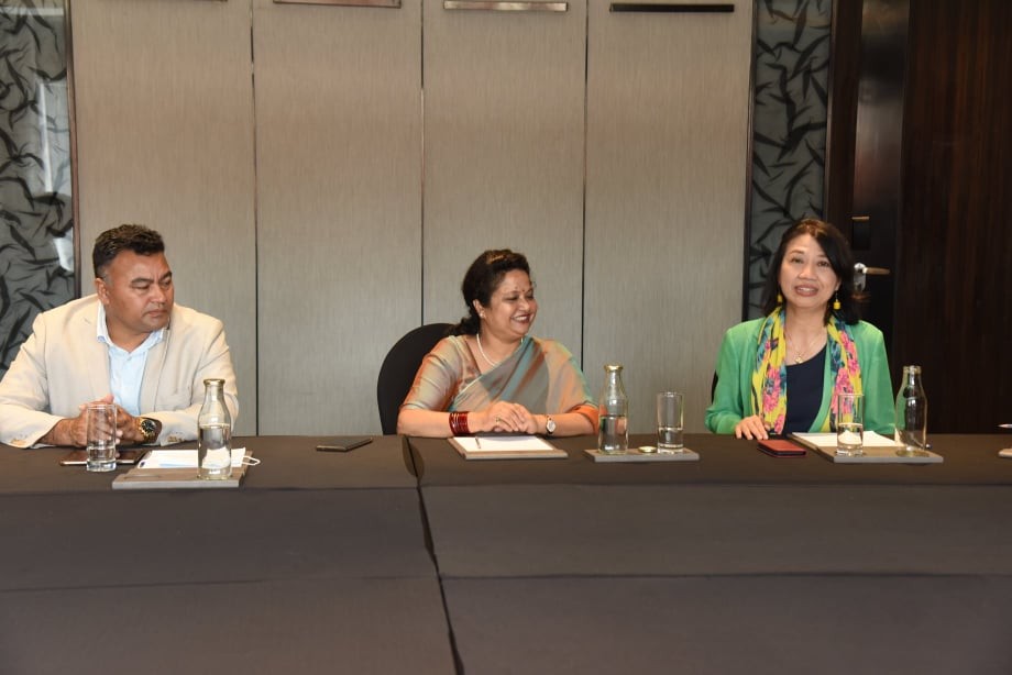 काठमाडौं महानगर र स्थानीय सरकार तथा सहरहरुको अन्तर्राष्ट्रिय सञ्जालका अधिकारीबीच भेट