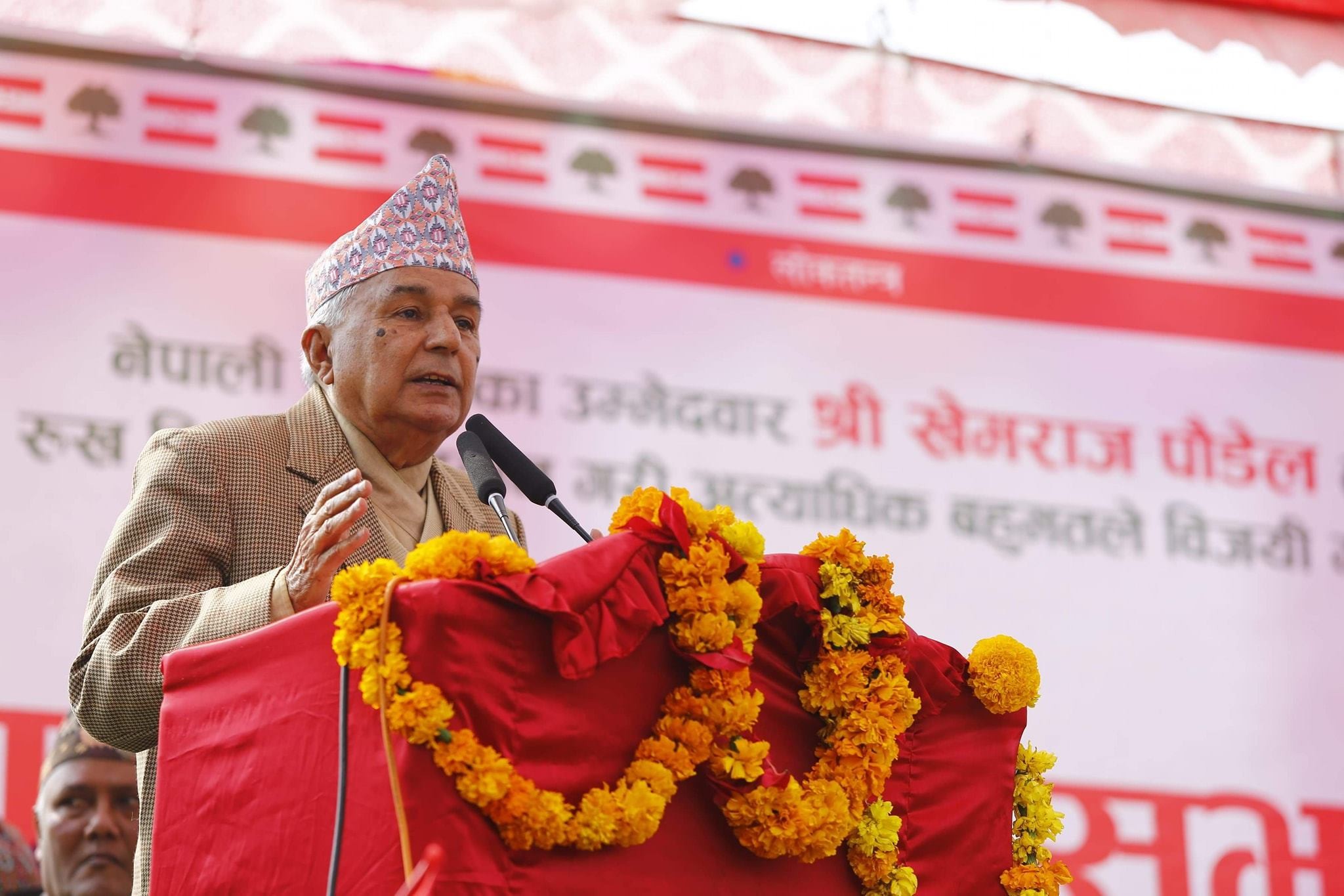 पौडेलले बोलाए आफु पक्षका केन्द्रीय सदस्यको बैठक