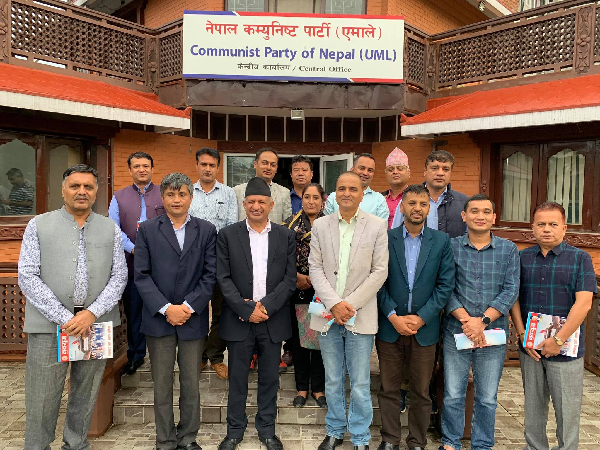 एमाले प्रचार विभाग प्रमुखको जिम्मा योगेश भट्टराईलाई