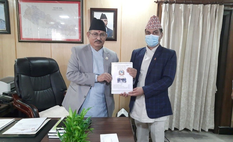 नेपाल-चीन सीमाबारे अध्ययन गर्न गठित समितिले बुझायो प्रतिवेदन