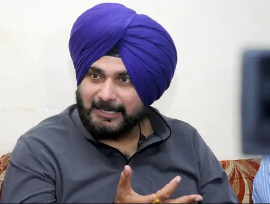 नवजोत सिंह सिद्धुले दिए पञ्जाब कांग्रेस अध्यक्षको पदबाट राजीनामा