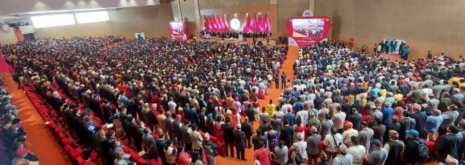 एमालेमा उपमहासचिव हटाइने, ६ सचिवको प्रस्ताव