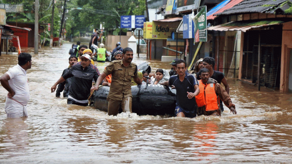 भारतको केरलामा बाढी पहिरोमा ज्यान गुमाउनेको संख्या २६ पुग्यो