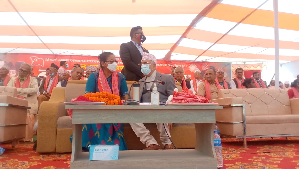 रंगेलीका माओवादी मेयर र उपमेयर नै एमालेमा प्रवेश